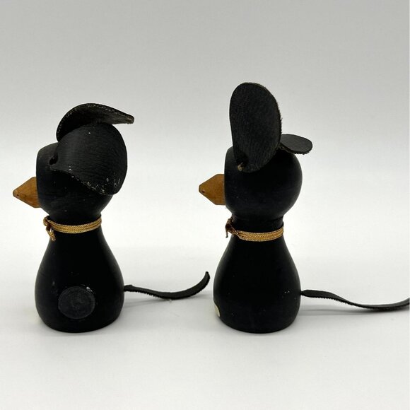 Vintage Black Mice Magnetic Shakers Japan Anthropomorphic Kitschy Wooden 1950s - Picture 2 of 9